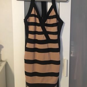 Form fitting dress ✨